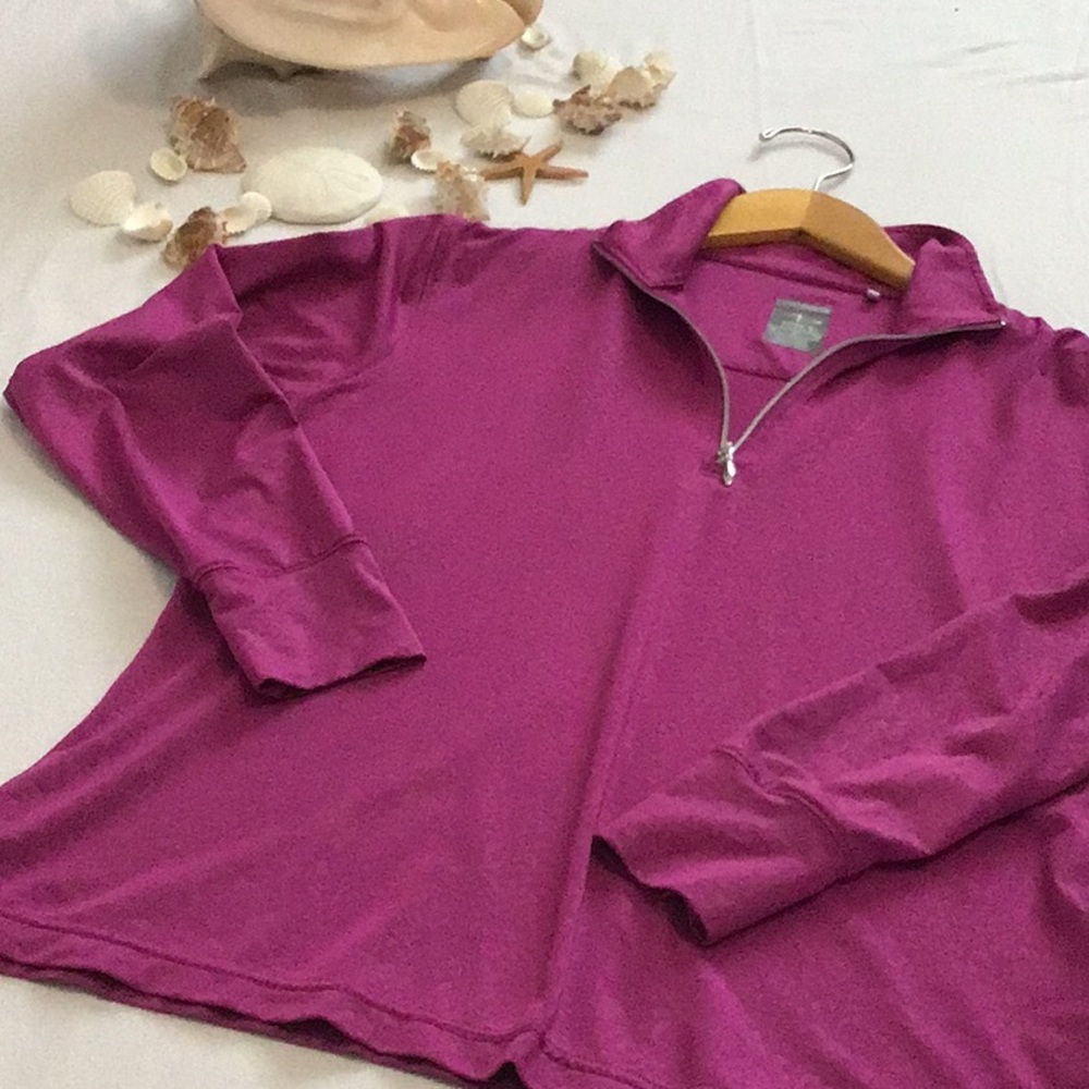 Page & Tuttle 3/4 zip top